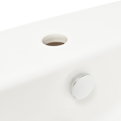 Vitra  Integra Wall-hung washbasin 50x43 cm with tap hole in the middle, White (7048-003-0001)