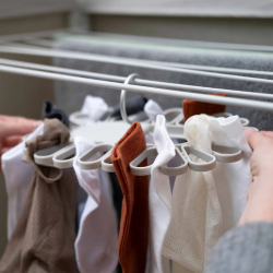 Joseph Joseph Petal™ Quick-release drying hanger, 22 pieces, ecru (50051)