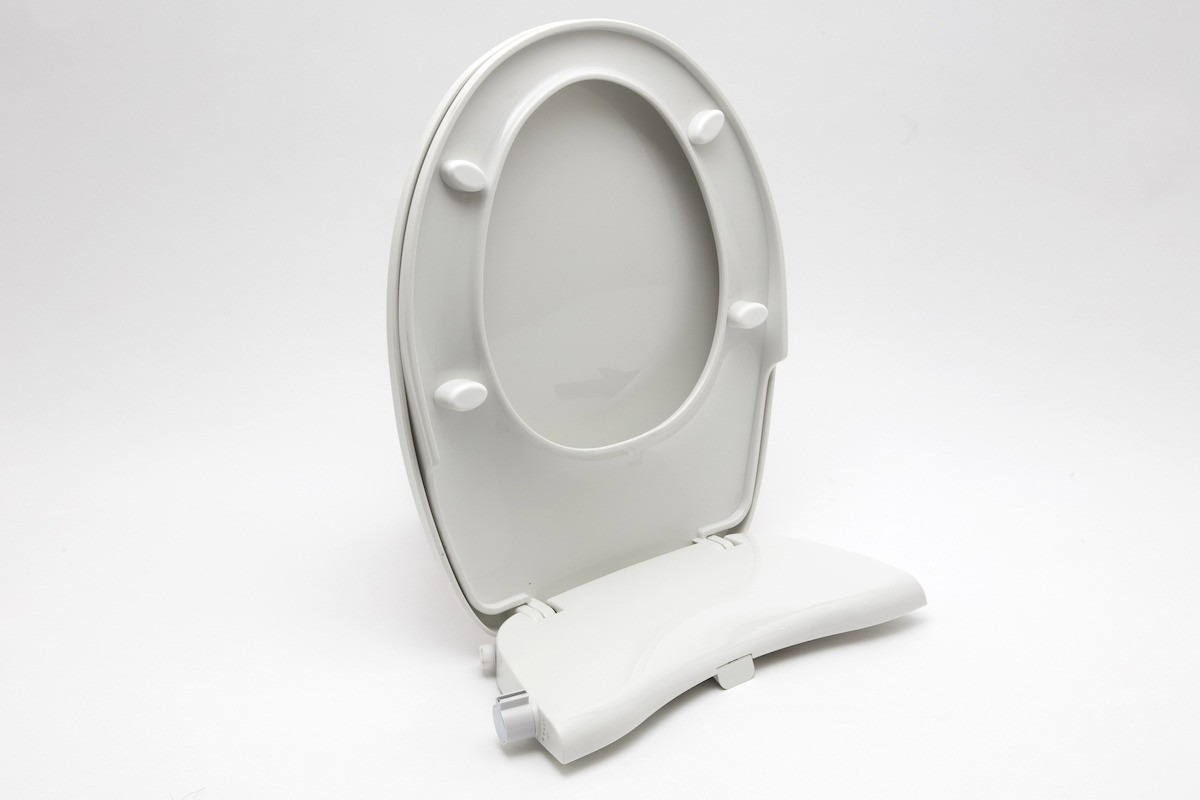 Swiss Aqua Technologies Japanese toilet seat, Softclose toilet seat