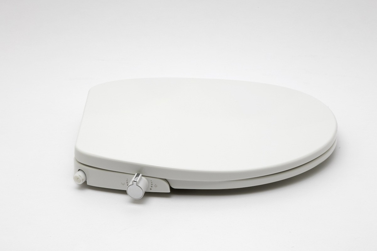 Swiss Aqua Technologies Japanese toilet seat, Softclose toilet seat