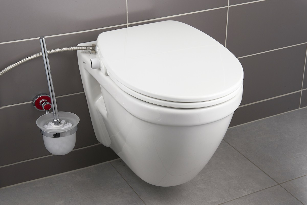 Swiss Aqua Technologies Japanese toilet seat, Softclose toilet seat